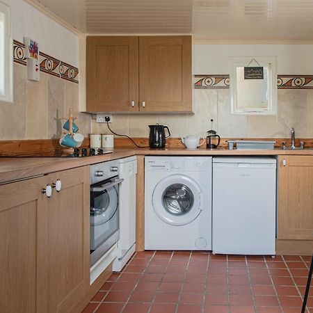 1844 Seascape Cottage Is Located On The Wild Atlantic Way Fanore 외부 사진