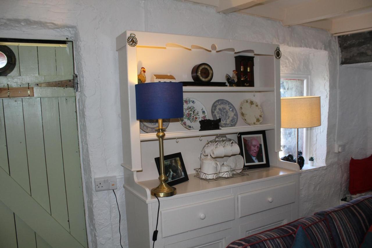 1844 Seascape Cottage Is Located On The Wild Atlantic Way Fanore 외부 사진