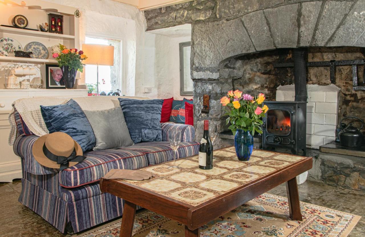 1844 Seascape Cottage Is Located On The Wild Atlantic Way Fanore 외부 사진