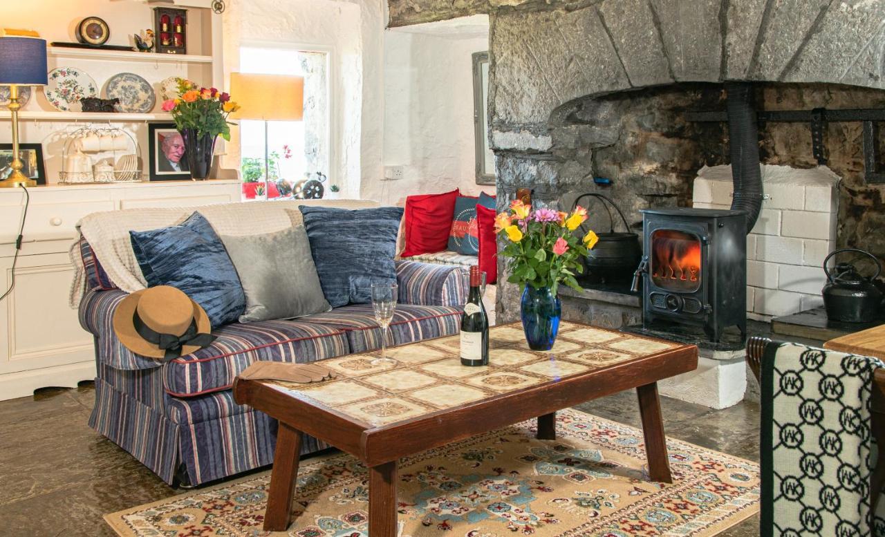 1844 Seascape Cottage Is Located On The Wild Atlantic Way Fanore 외부 사진
