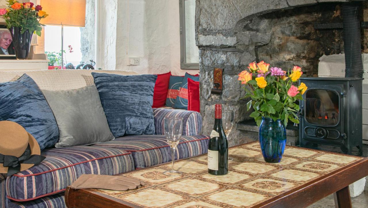 1844 Seascape Cottage Is Located On The Wild Atlantic Way Fanore 외부 사진