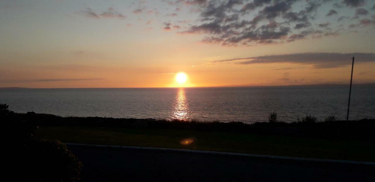 1844 Seascape Cottage Is Located On The Wild Atlantic Way Fanore 외부 사진